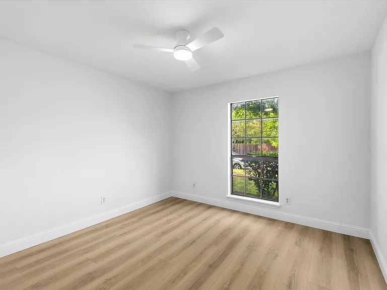 1926 Rambling Ridge Ln — Photo 13