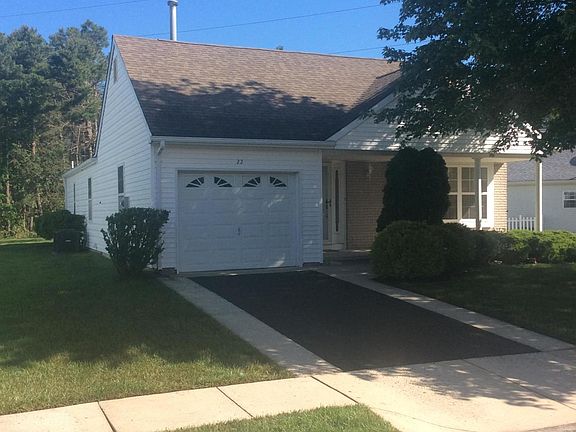 4th image of 22 Weybridge Ct