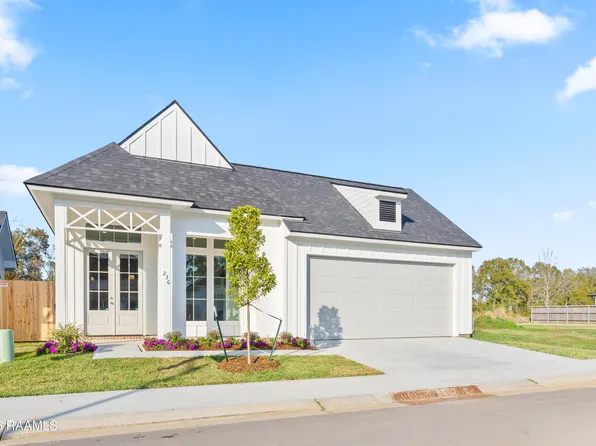 236 Jagged Grove Ln, Youngsville, LA 70592