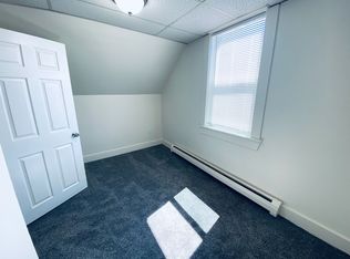 37 Washington St APT 8, Augusta, ME 04330