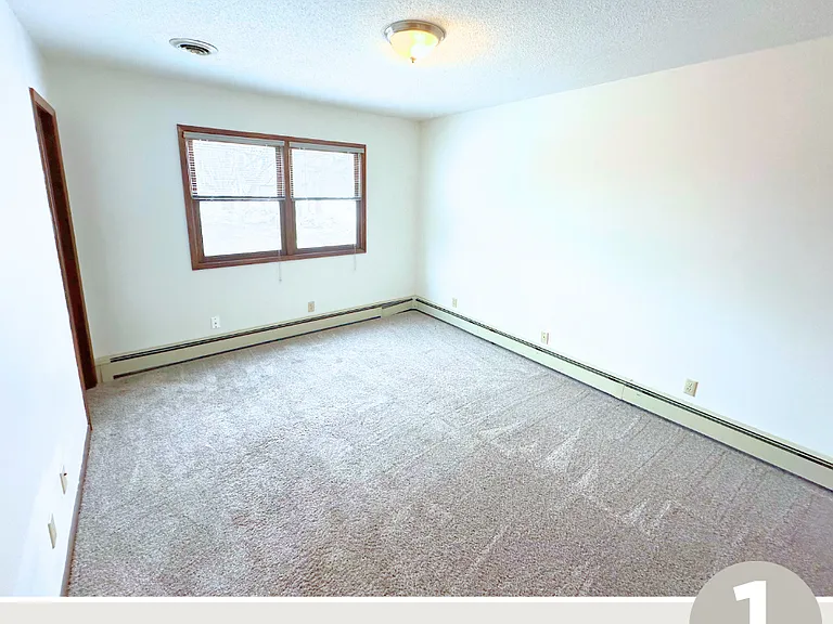2121 Floyd Ave #2 — Photo 7