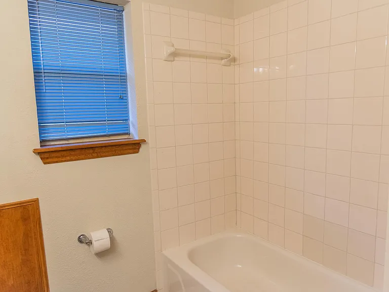 716 Azalea Hill Dr — Photo 12