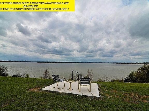 5th image of 4421 Mountain Hollow Dr