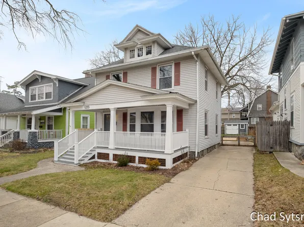 1255 Dunham St SE, Grand Rapids, MI 49506