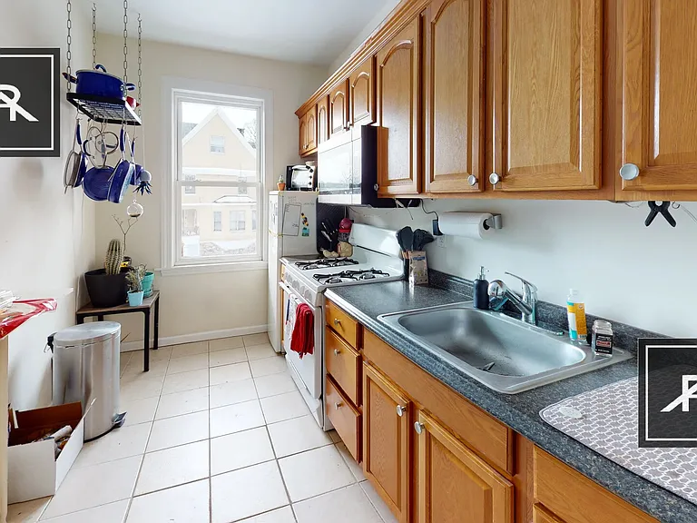 24 Chiswick Rd #15 — Photo 1