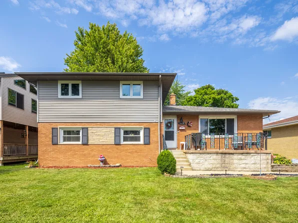 1419 River Dr, Munster, IN 46321