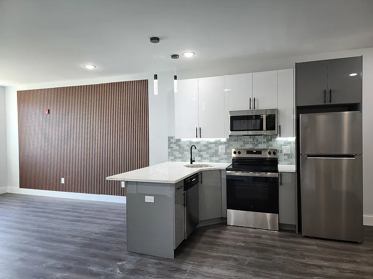 1108 W Dauphin St #6B — Photo 2