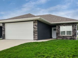 120 Alan Ave #C, Swisher, IA 52338