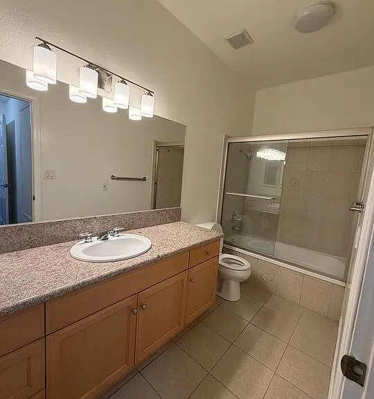 87 S Allen Ave #204 — Photo 16