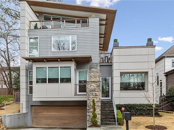 3rd image of 2496 Oostanaula Dr