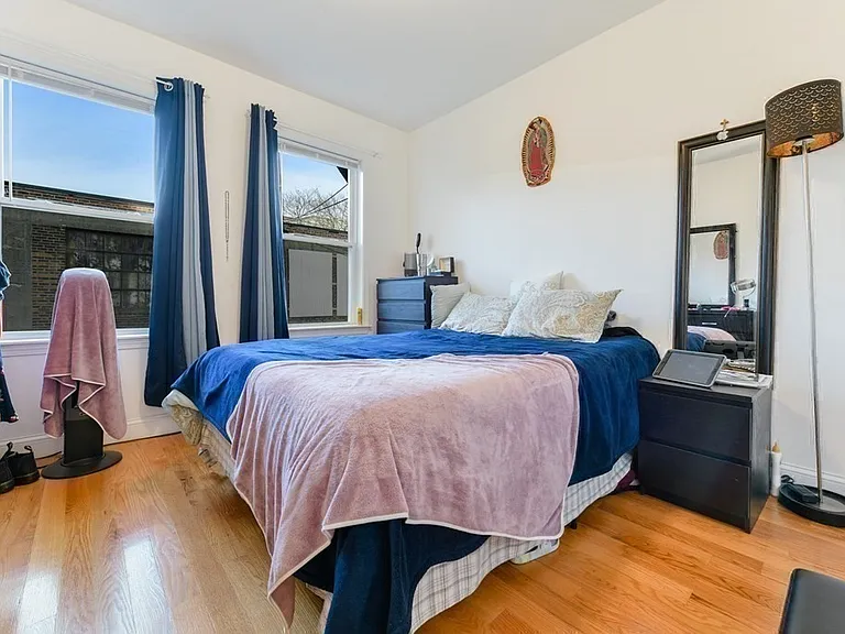 236 Havre St #3 — Photo 12