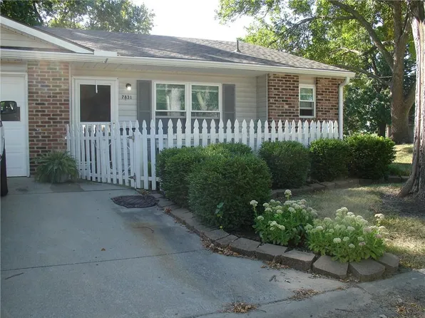 7831 Freeman Ave, Kansas City, KS 66112