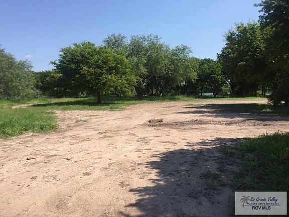 3rd image of 5677 Wild Bird Ln