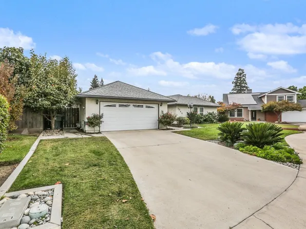 1243 W Monte Vista Avenue, Visalia, CA 93277