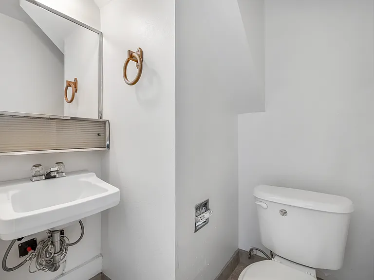 1431 Arthur Dr #1 — Photo 9