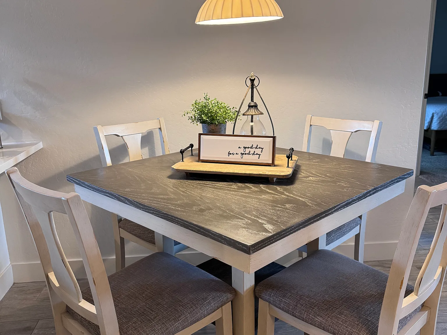 2 bed, 941 sqft, $2,400 — Photo 3