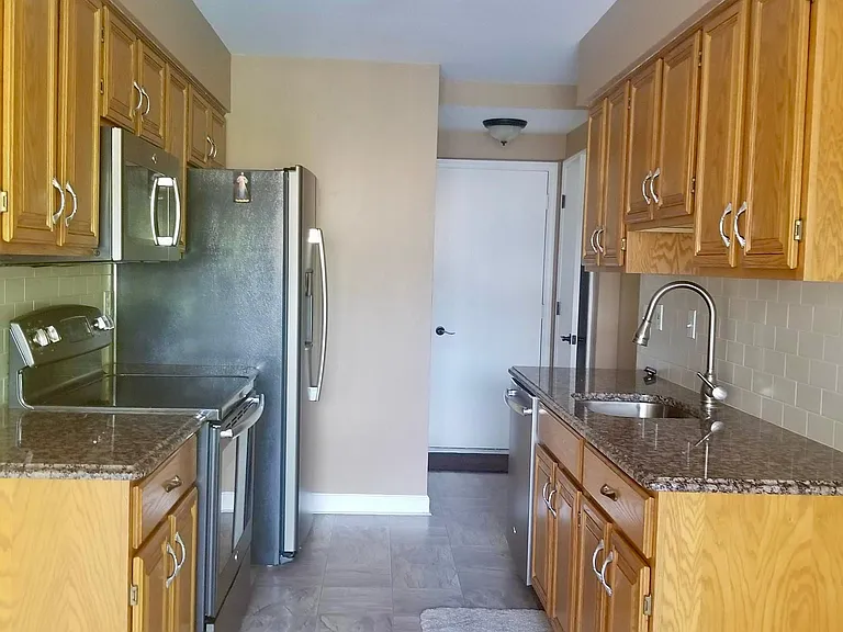 44540 Connecticut Ct — Photo 5