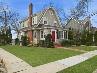 70 Larch Avenue, Floral Park, NY, 11001