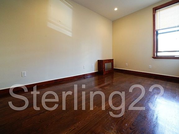 2nd image of 3106 38th St APT 18