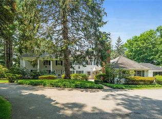 2061 Ponus Rdg, New Canaan, CT 06840