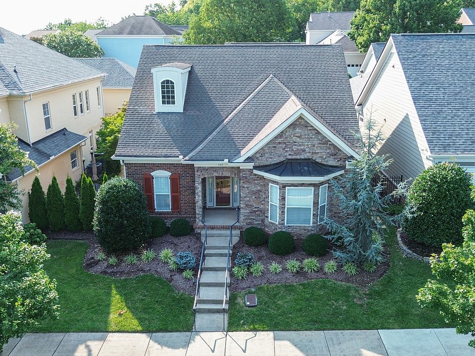 1st image of 522 Eden Park Dr