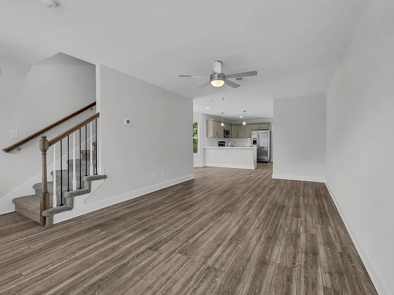 222 Limestone Point Dr — Photo 3