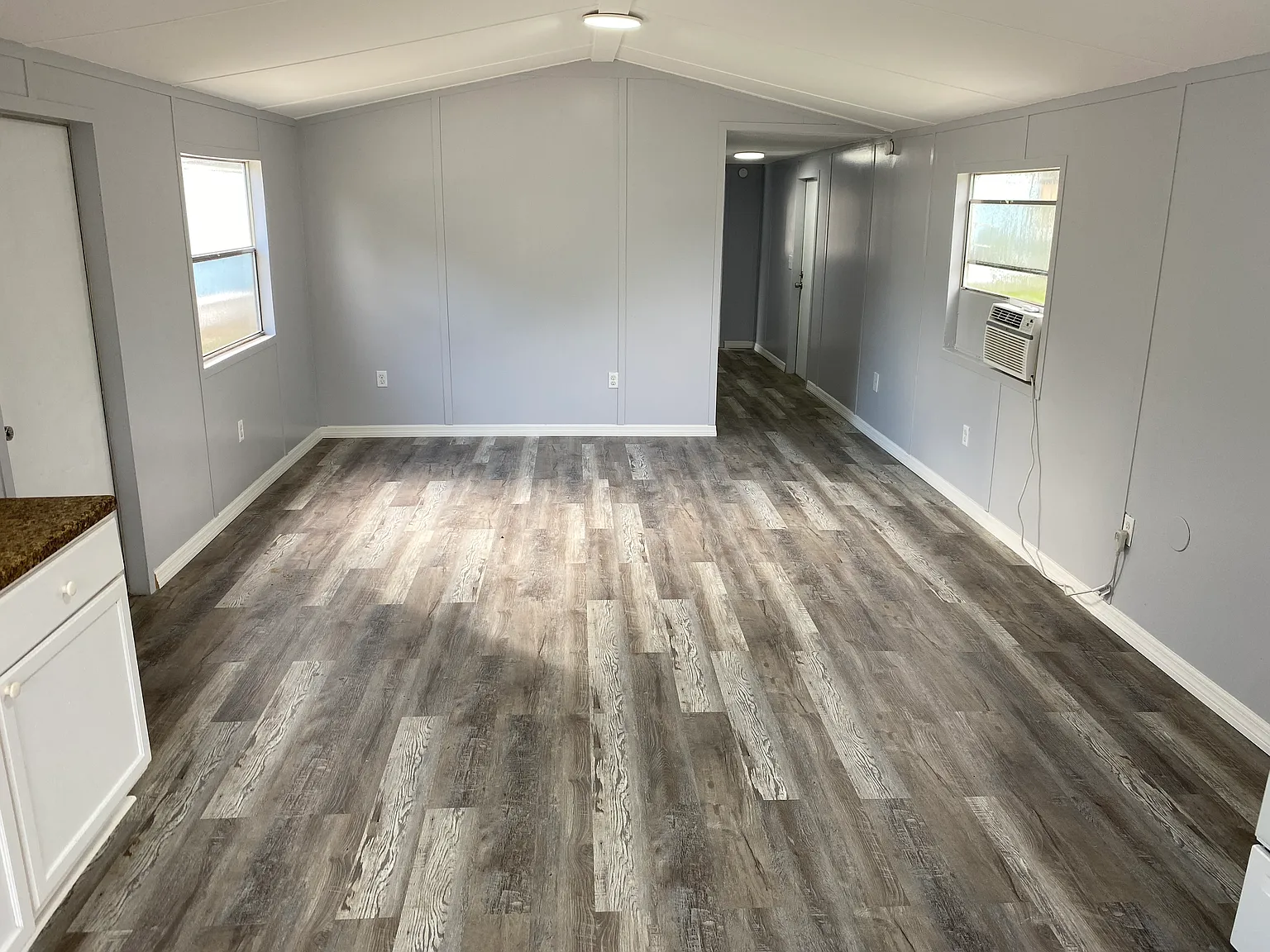 2 bed, $950 — Photo 3