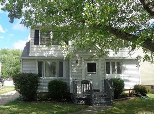 933 Riverview Blvd, Tonawanda, NY 14150