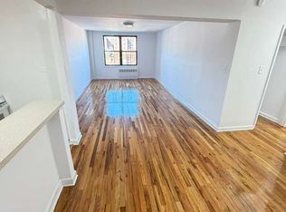 66-25 103rd St #3A, Forest Hills, NY 11375