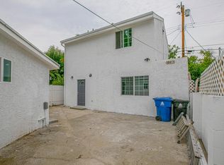 18413 Erwin St, Reseda, CA 91335
