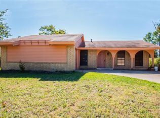 12412 Spring Branch Dr, Balch Springs, TX 75180