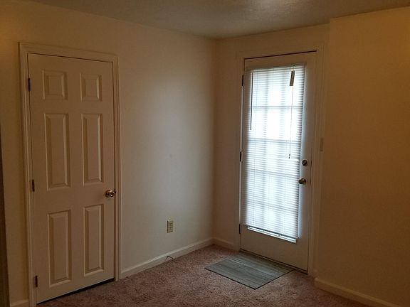 3rd image of 120 N 2nd St #3