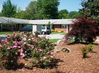 404 Hebron Rd APT 6, Hendersonville, NC 28739