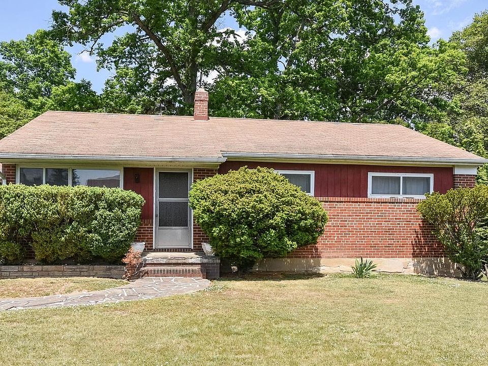 1st image of 4428 Forge Rd