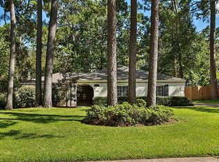 6607 Apple Valley Ln, Houston, TX 77069