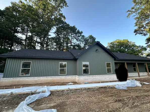 15504 Sardis Rd, Bauxite, AR 72011