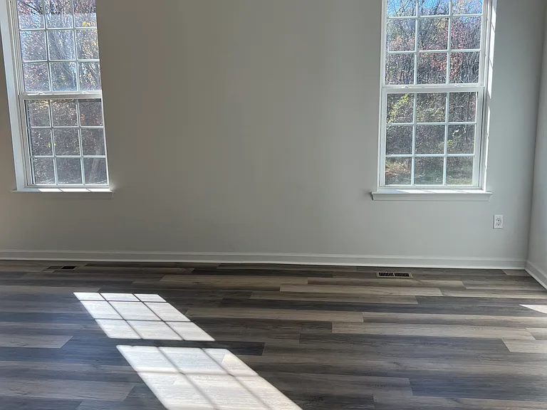 86 Munro Rd — Photo 3