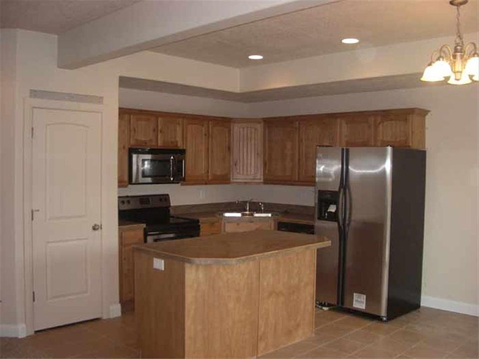 2nd image of 325 E 2275 N Unit 16