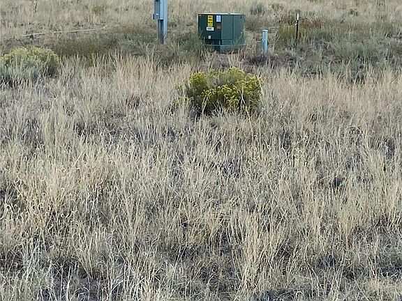 3rd image of 1580 Powderhorn Trail