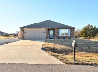 5610 Bent Creek Rd, Shawnee, OK 74804
