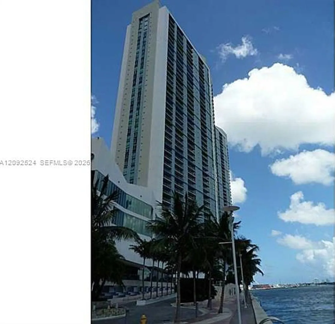 335 Biscayne Bl cu-4200, Miami, FL 33131 — Photo 2
