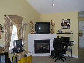 4th image of 1108A Nicklaus Dr