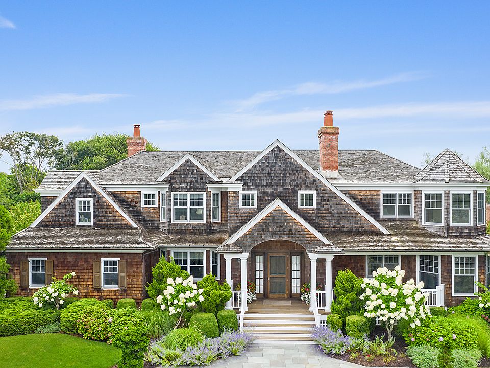 1st image of 8 Leaward Ln
