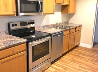 8 Summer St #7, Kennebunk, ME 04043