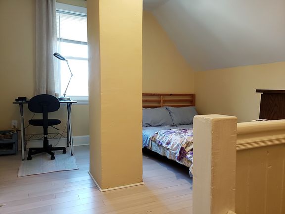 5th image of 357 Parker St
