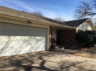 20395 Palmer Rd, Harrah, OK 73045