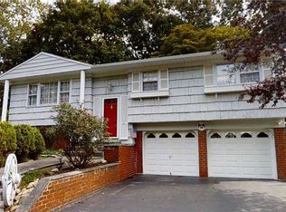 53 Bethany Dr, Commack, NY 11725