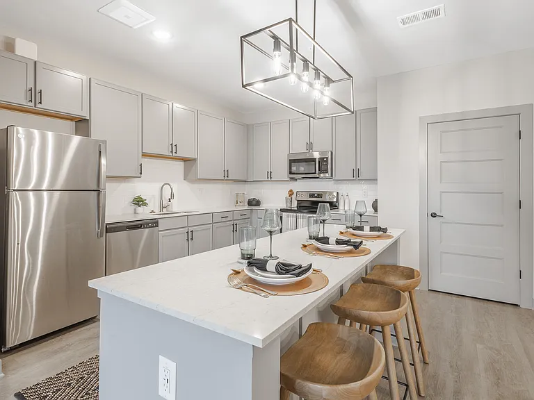 Arbour Place Apartments — Photo 1