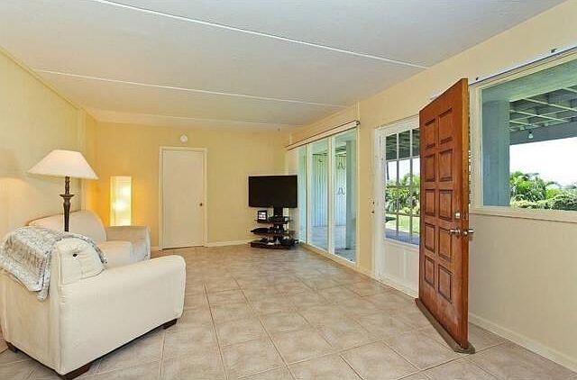 Living room view (comes unfurnished)
