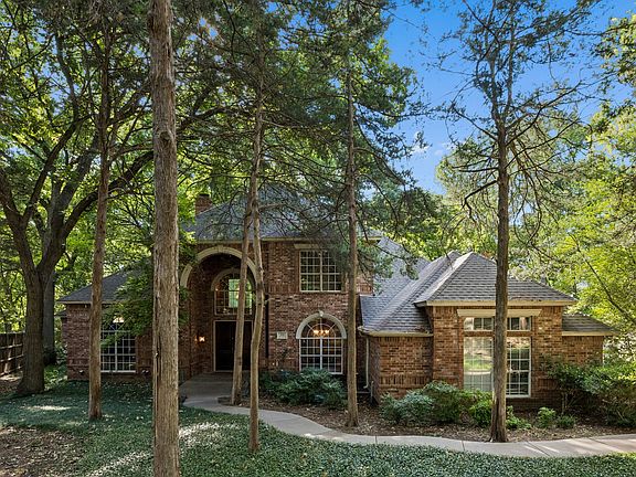 2nd image of 908 Trailwood Ct